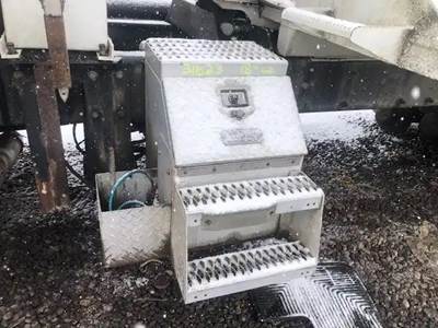 Peterbilt 388 Tool Box