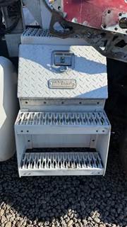 Peterbilt 389 Tool Box