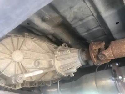 Ford 5R110W Transfer Case Assembly for a 2008 Ford F-350