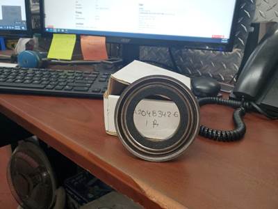 Volvo ATO2612D Transmission Part