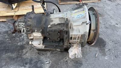 Allison 2100 HS Transmission for a Peterbilt Universal