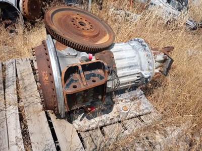 Allison HT740DR Transmission for a 2000 Mack MR688S