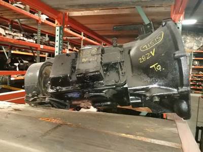 Clark 282V Transmission for a 1980 International S1700