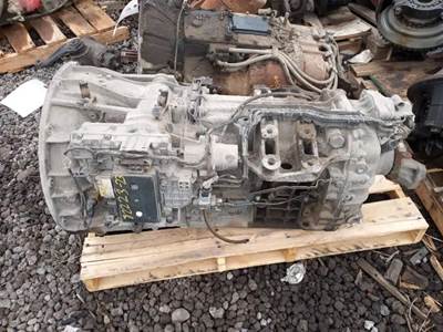 Detroit DT12-DA Transmission for a 2015 Freightliner Cascadia 125