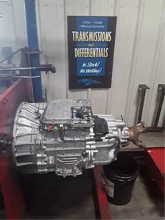 Eaton-Fuller EEO-17F112C Transmission for a 2026 Kenworth T680