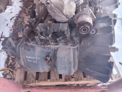 Eaton-Fuller FAOM-15810S-EC3 Transmission for a 2017 Kenworth T680