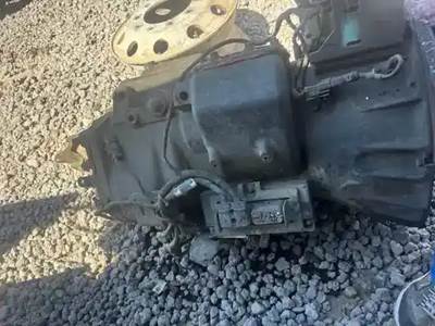 Eaton-Fuller FAOM-15810S-EC3 Transmission for a 2017 Peterbilt 579