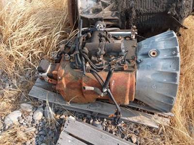 Eaton-Fuller FO-16E310C-LAS Transmission for a 2016 Freightliner Cascadia 125