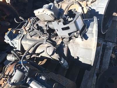 Eaton-Fuller FO16E310C Transmission for a 2013 Kenworth T800
