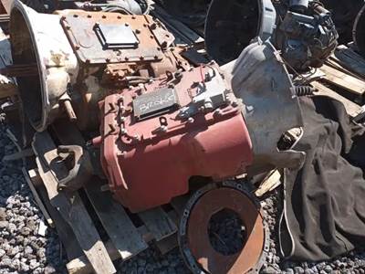 Eaton-Fuller FRO15210C Transmission for a 2013 Freightliner Cascadia 125