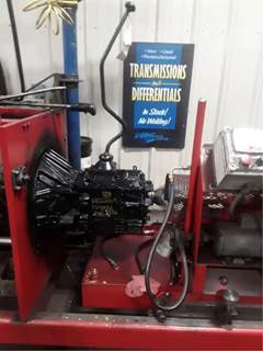 Eaton-Fuller FS4205A Transmission for a 1997 Ford F800