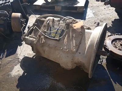 Eaton-Fuller RT14615 Transmission for a 1984 Kenworth W900