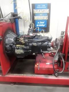 Eaton-Fuller RTLO18913A Transmission for a 2007 Freightliner Columbia 120