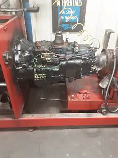 Eaton-Fuller RTLO18913A Transmission for a 2005 Peterbilt 379