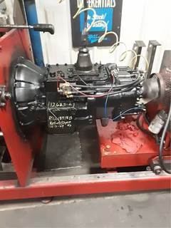 Eaton-Fuller RTLO18918B Transmission for a 2006 Kenworth W900