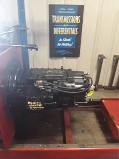 Eaton-Fuller RTLO18918B Transmission for a 2014 Kenworth W900