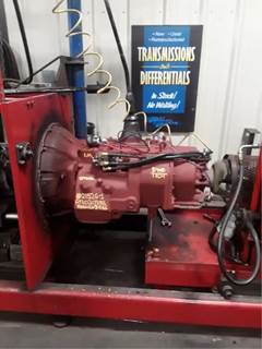 Eaton-Fuller RTLO20918B Transmission for a 1994 Peterbilt 379