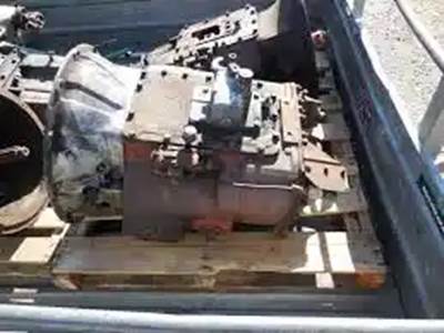 Eaton-Fuller RTO910 Transmission for a 1976 Mack RS600