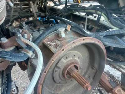 Mack T2090 Transmission for a 2000 Mack CL713