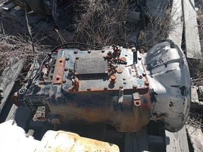 Meritor-Rockwell RM10-125A Transmission for a 1995 Freightliner FLD112