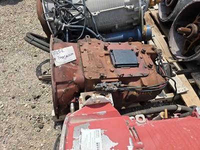 Meritor-Rockwell RM10-145A2S Transmission for a 1997 Freightliner FLD120