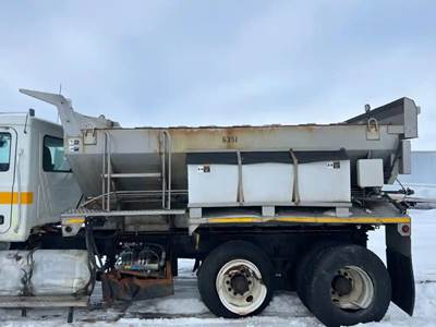 Model  FSHX14XHX25061X304SS Henderson Salt Spreader/ Salt Sanding Box