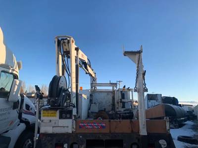 Service Bed With CRANE,FL80 Freightliner With Pto Pump And Controls