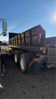 Nice 20FT Bed With Hoist, Has Grain Sides In Back