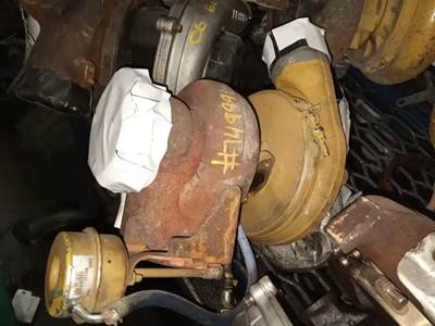 Caterpillar C7 Turbocharger / Supercharger for a 2006 Freightliner CONVENTIONAL