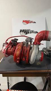 Cummins ISX15 Turbocharger / Supercharger for a 2014 Kenworth W900