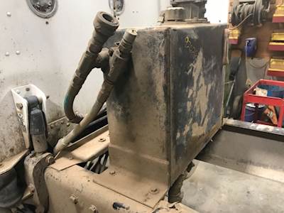 Muncie MUNCIE Wet Kit for a 2006 Peterbilt 379