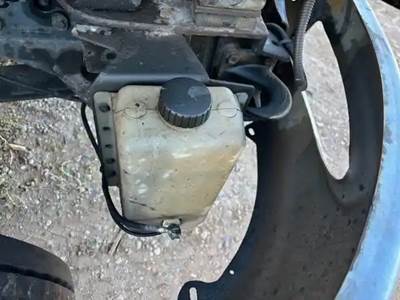 International DuraStar 4300 Windshield Washer Reservoir