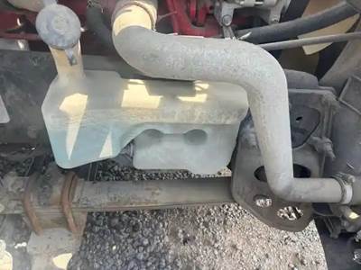 International LA617 Windshield Washer Reservoir