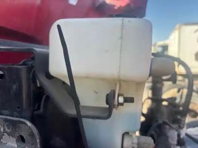 Kenworth T680 Windshield Washer Reservoir