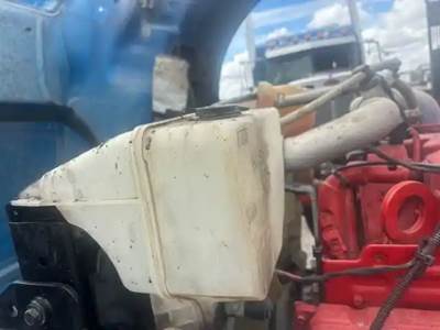 Kenworth T680 Windshield Washer Reservoir