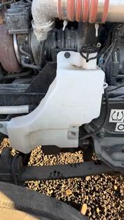 Kenworth T680 Windshield Washer Reservoir