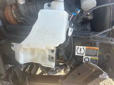 Peterbilt 579 Windshield Washer Reservoir
