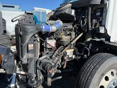 Peterbilt 579 Windshield Washer Reservoir