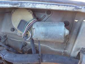 International 4700 / 4900 Windshield Wiper Motor for a 1995 International 47/4900