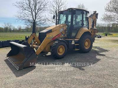 Caterpillar 420 XE Backhoe