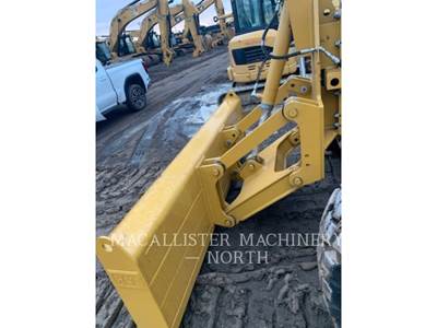 Caterpillar MG DBLADE Blade