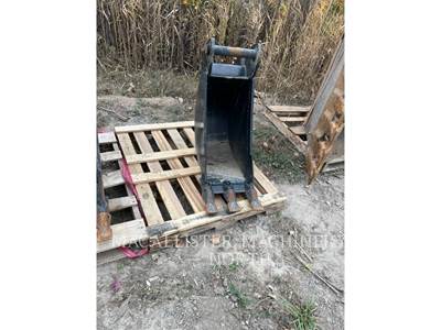 Caterpillar BHL 12" HDBKT Bucket