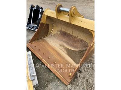 Caterpillar CB 72" DCBKT Bucket