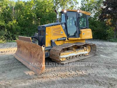 John Deere 700LLGP Dozer