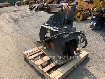Caterpillar BHL CVP40 Plate Compactor