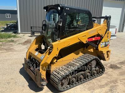 Caterpillar 257D Compact Track Loader