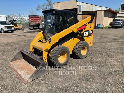 Caterpillar 262D Skid Steer
