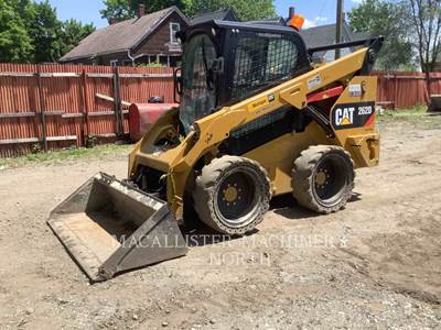 Caterpillar 262D Skid Steer