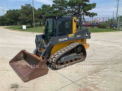 John Deere 325 Skid Steer