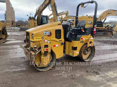 Caterpillar CB4.403 Smooth Drum Roller Compactor